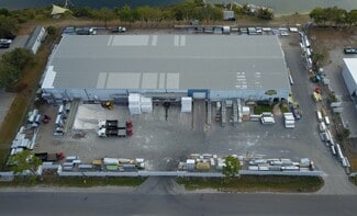 Plus de détails pour 17550 East St, North Fort Myers, FL - Industriel à louer