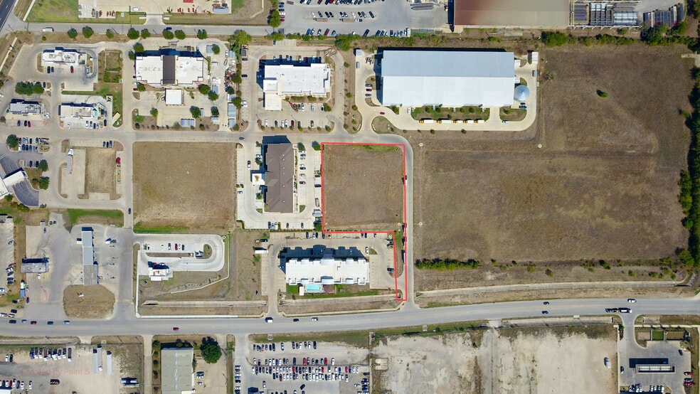 221 ST Dr, Buda, TX à vendre - Photo du bâtiment - Image 2 de 11