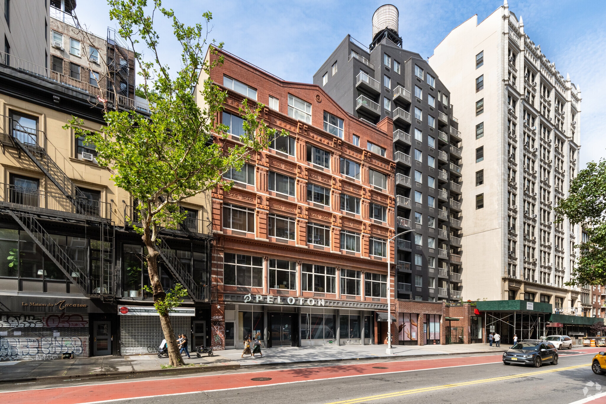 136-140 W 23rd St, New York, NY for lease Primary Photo- Image 1 of 5