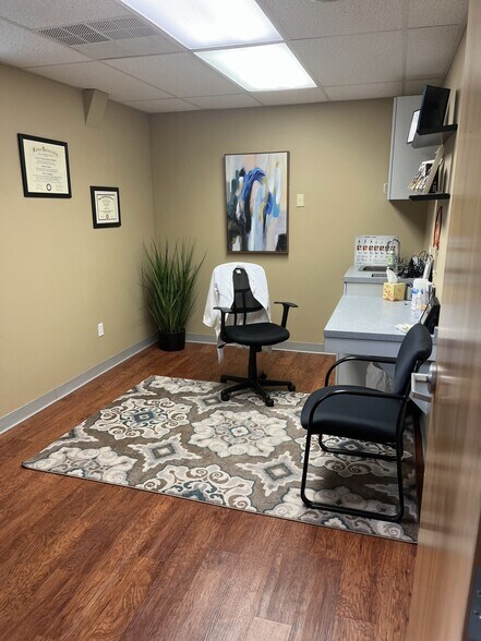 101 Progress Dr, Doylestown, PA for lease - Interior Photo - Image 2 of 14