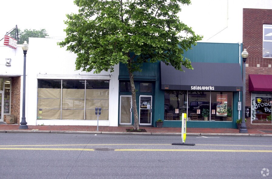 130-132 Broad St, Red Bank, NJ à louer - Photo du bâtiment - Image 2 de 14