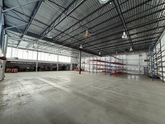 More details for 211 Sylvania Ave, Toledo, OH - Industrial for Lease