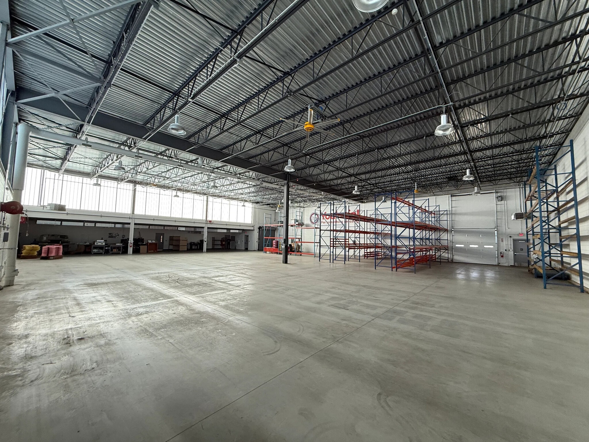 211 Sylvania Ave, Toledo, OH for lease Interior Photo- Image 1 of 13