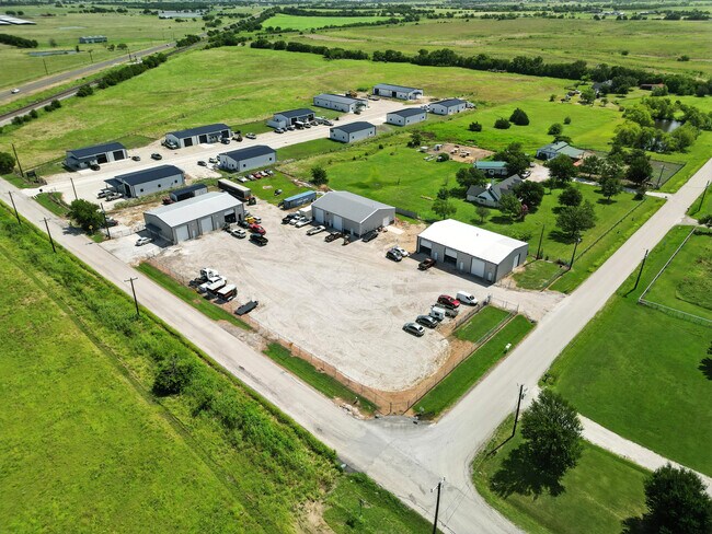 Plus de détails pour 5350 Ganzer Rd W, Krum, TX - Industriel à vendre