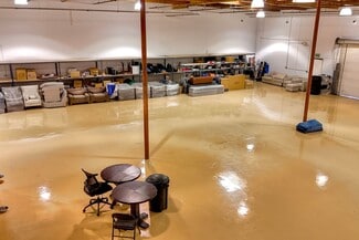 Plus de détails pour 2221 Las Palmas Dr, Carlsbad, CA - Industriel à vendre