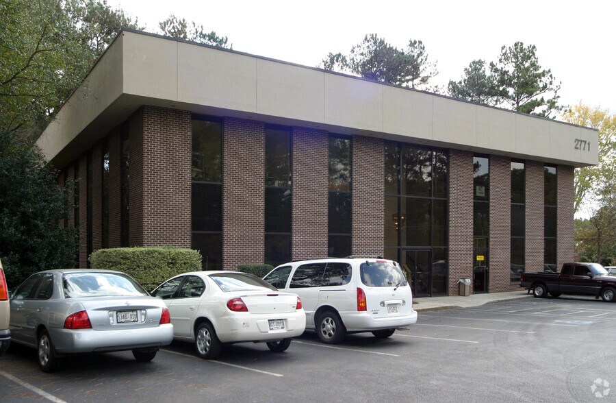 2771 Lawrenceville Hwy, Decatur, GA à vendre - Photo du bâtiment - Image 2 de 3
