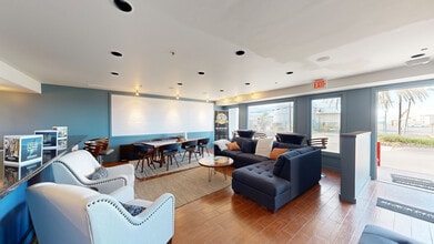 61-3665 Akoni Pule Hwy, Kamuela, HI for lease Interior Photo- Image 2 of 3