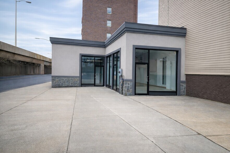 63 Adelphi St, Brooklyn, NY à vendre - Photo du bâtiment - Image 2 de 4