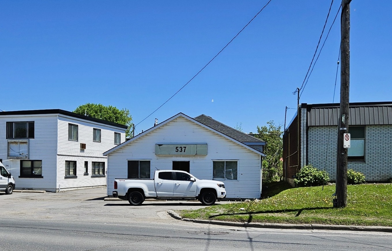 537 Montreal St, Kingston, ON for lease Building Photo- Image 1 of 3