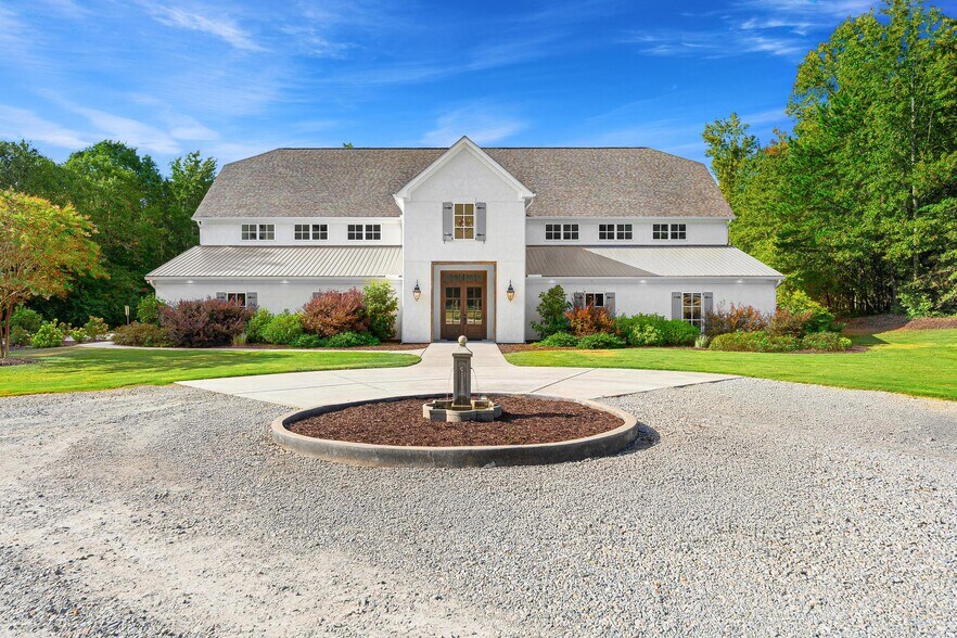 700 Blacks Creek Church Rd, Commerce, GA à vendre - Photo principale - Image 1 de 60