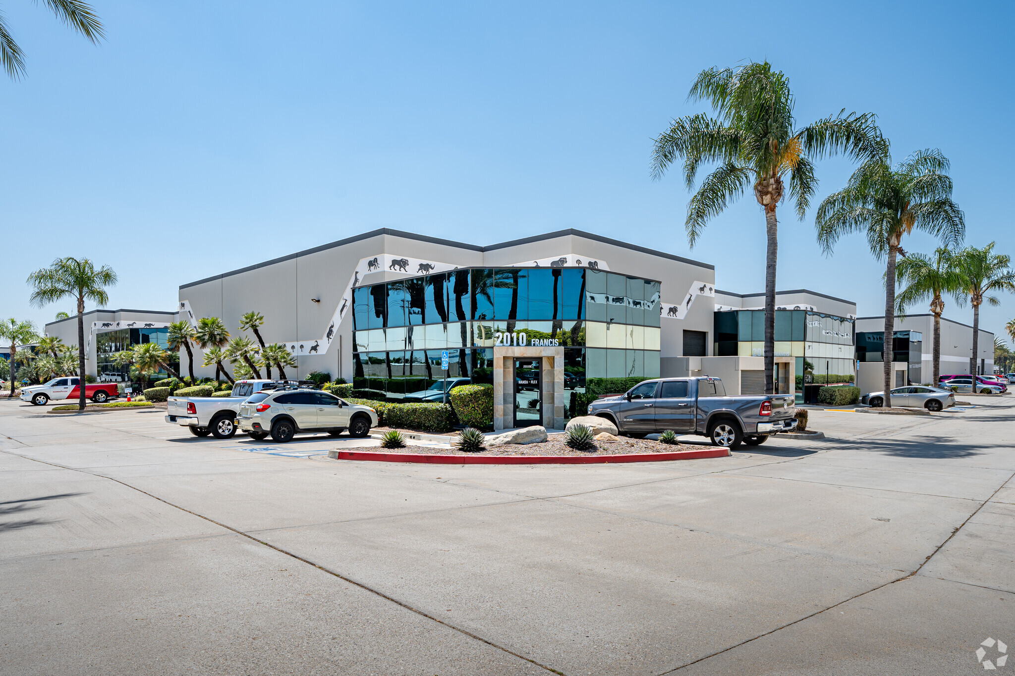 2037-2077 S Vineyard Ave, Ontario, CA for lease Building Photo- Image 1 of 9