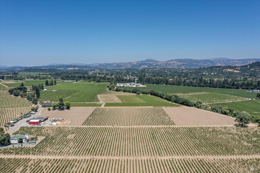 1558 Magnolia Dr, Healdsburg, CA à vendre - Aérien - Image 3 de 30