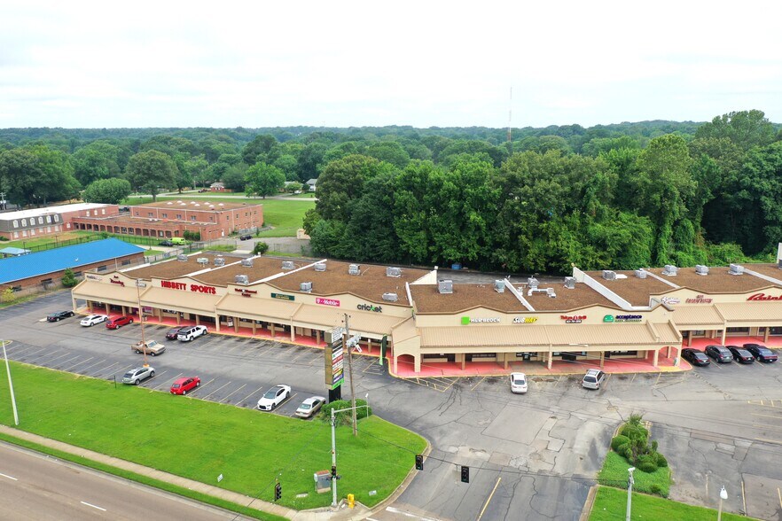 3425-3473 Austin Peay Hwy, Memphis, TN à louer - Photo du bâtiment - Image 1 de 7