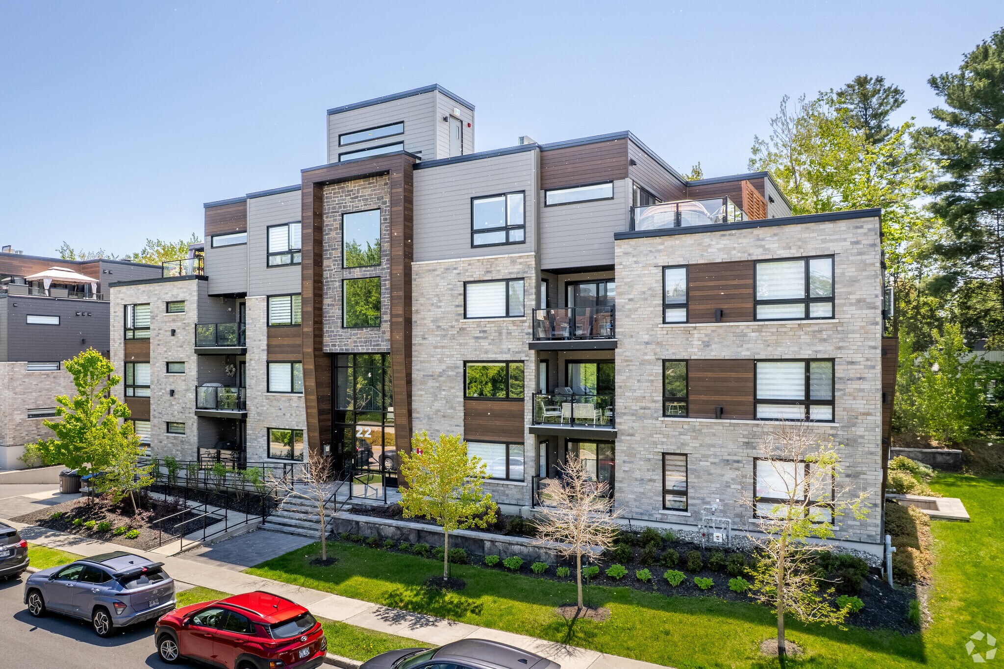 22 Boul de Chambery, Blainville, QC à vendre Photo principale- Image 1 de 1