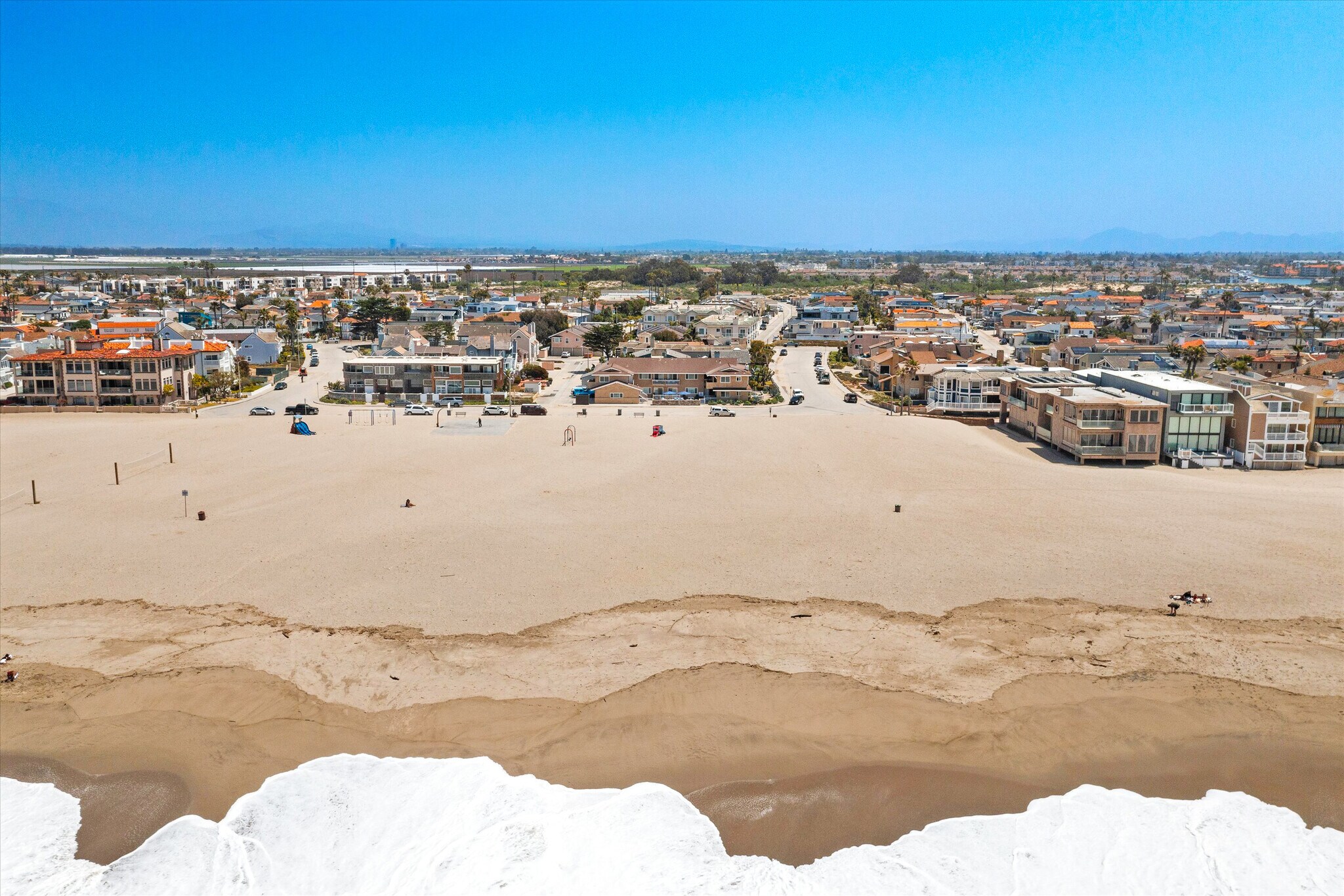 5151 Neptune Sq, Oxnard, CA à vendre Aérien- Image 1 de 1