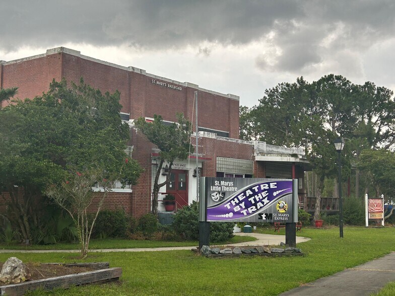 1000 Osborne St, Saint Marys, GA à vendre - Photo du bâtiment - Image 2 de 10