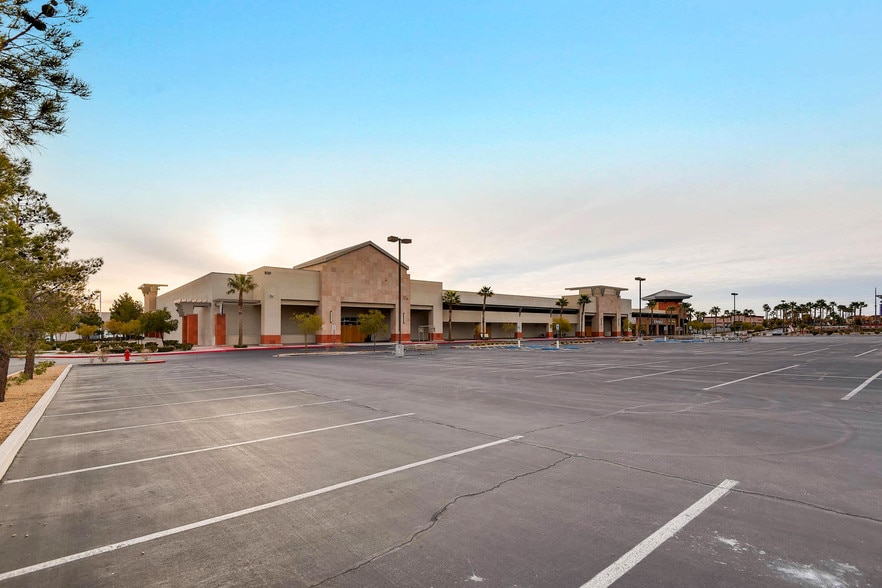 820 S Rampart Blvd, Las Vegas, NV for lease - Building Photo - Image 3 of 40