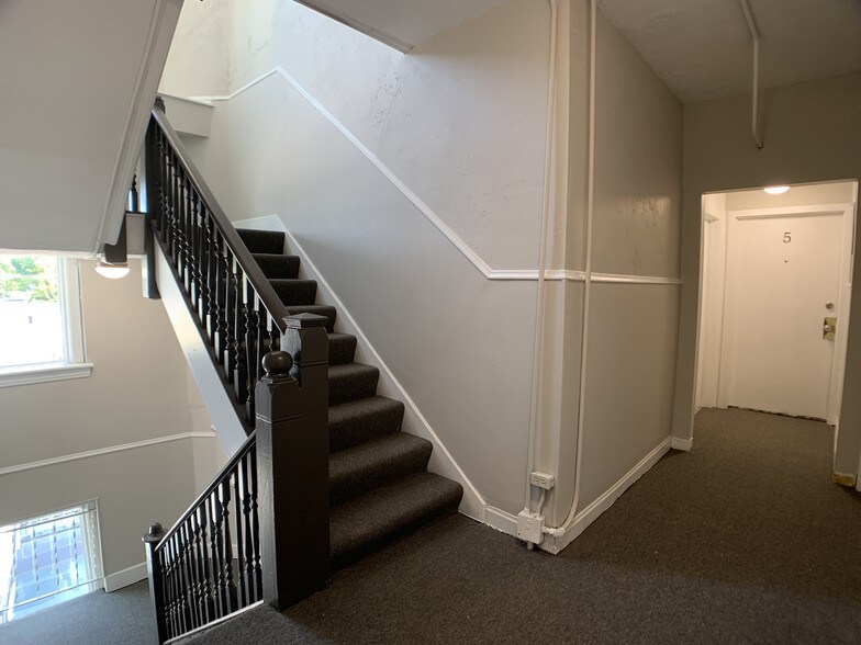 105 N Depot St, Somonauk, IL à vendre - Photo intérieure - Image 2 de 21