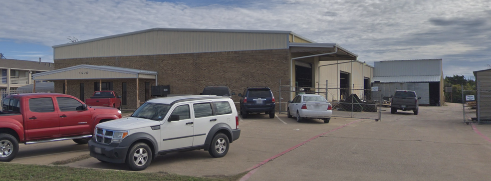 1630 N Beckley St, Lancaster, TX for sale - Building Photo - Image 3 of 8