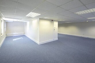 Beveridge Sq, Livingston for lease Interior Photo- Image 1 of 2