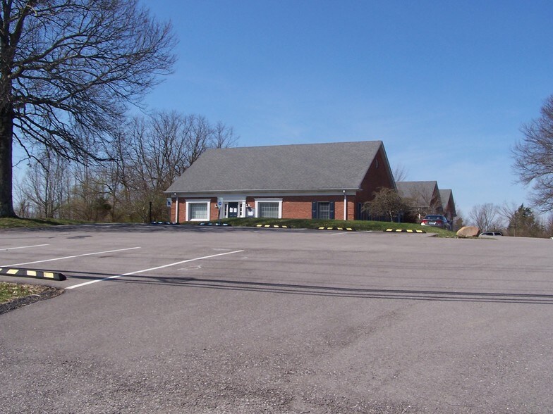 7577 Alexandria Pike, Alexandria, KY à louer - Photo du bâtiment - Image 3 de 7