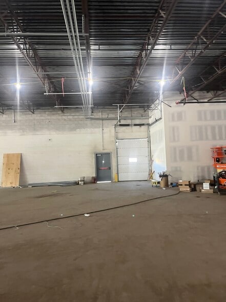 7840 Limonite Ave, Jurupa Valley, CA for lease - Building Photo - Image 3 of 5