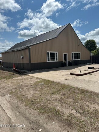 Plus de détails pour 303 S Main St, Northwood, ND - Spécialité à vendre