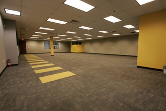 2651 N Crimson Canyon Dr, Las Vegas, NV for lease Interior Photo- Image 2 of 18