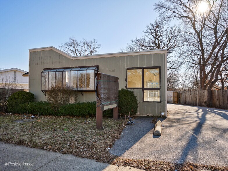 1815 Dundee Rd, Northbrook, IL à vendre - Photo du bâtiment - Image 2 de 23