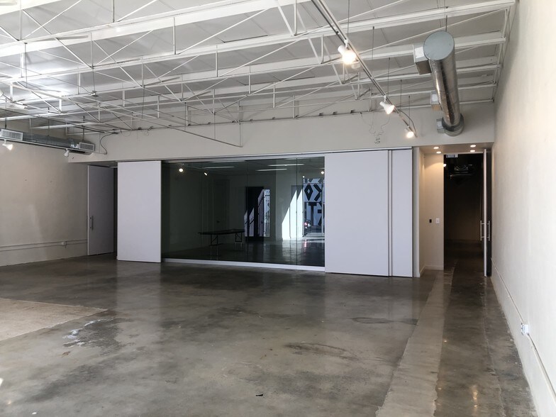 285 NW 26th St, Miami, FL à louer - Photo du bâtiment - Image 1 de 6