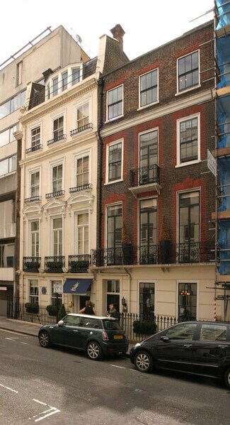Plus de détails pour 45 Clarges St, Londres - Bureau à louer