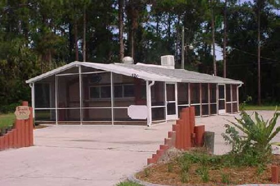 320 Tamiami Trl, Port Charlotte, FL à vendre - Photo du bâtiment - Image 2 de 6