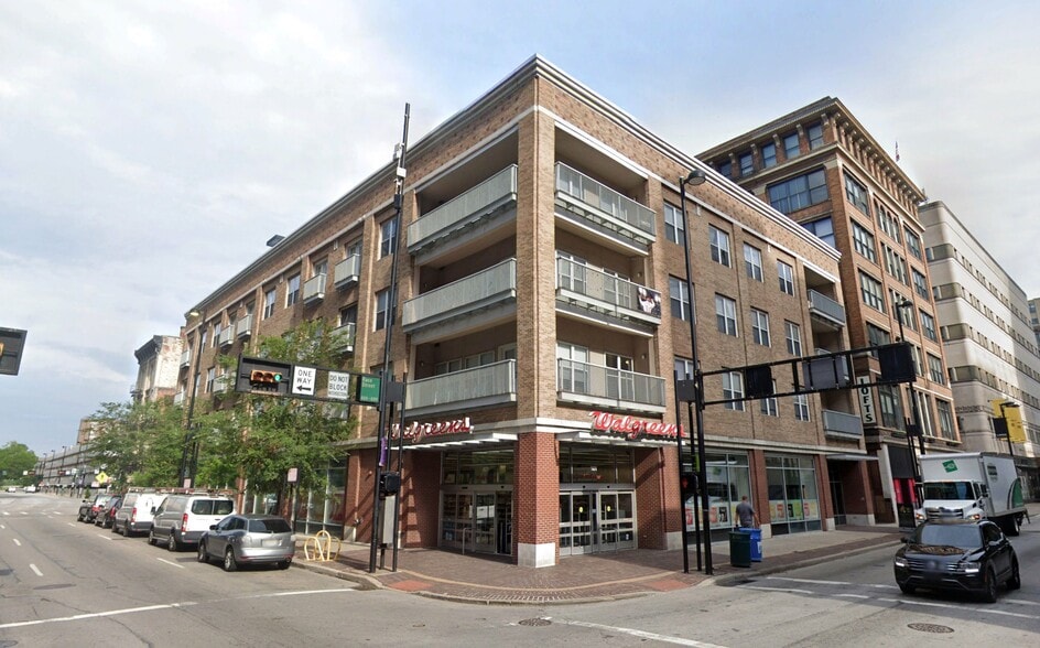 601 Race St, Cincinnati, OH for lease - Building Photo - Image 2 of 3