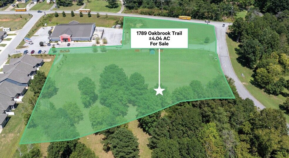 1789 Oakbrook Trail, Ooltewah, TN for sale - Primary Photo - Image 1 of 4