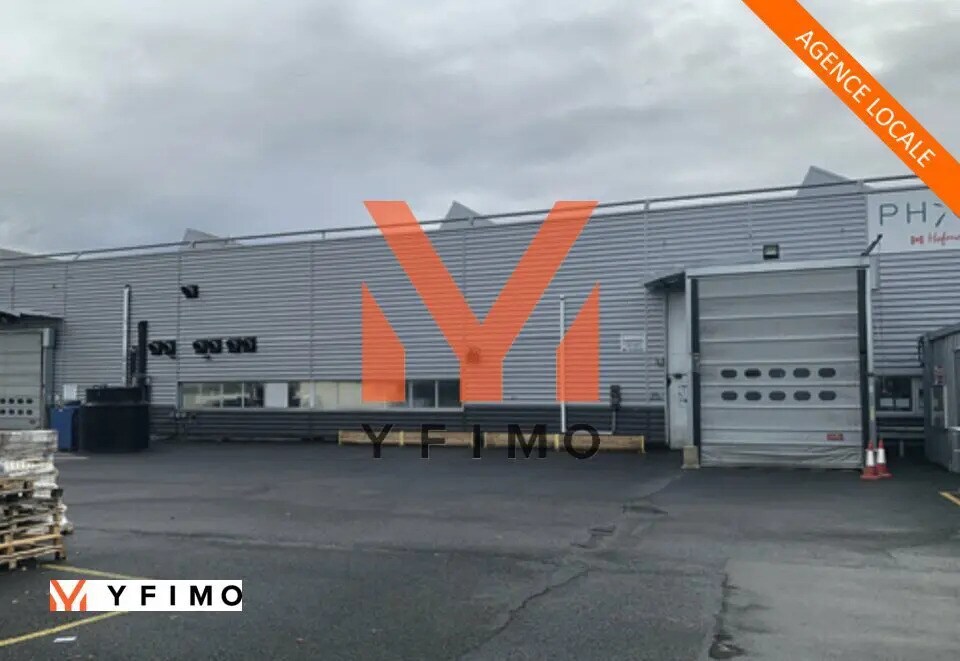 Flex in Sartrouville for lease Building Photo- Image 1 of 13