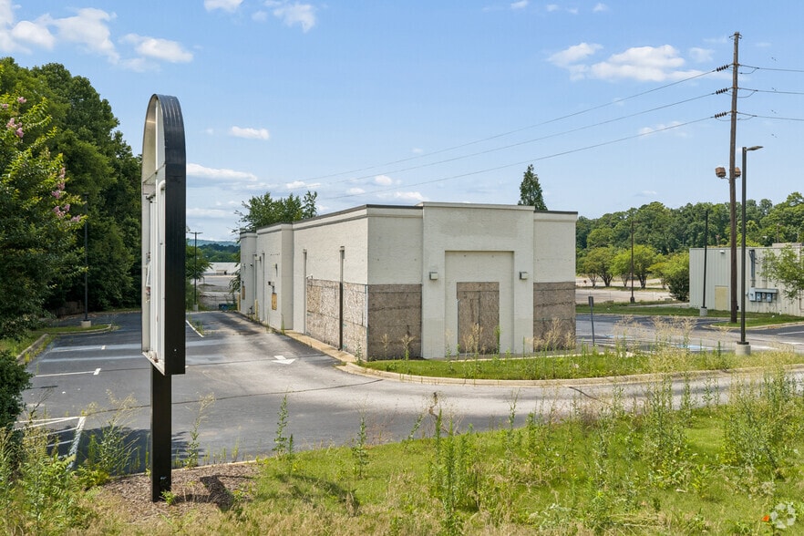 710 9th Ave N, Bessemer, AL à vendre - Photo du bâtiment - Image 1 de 15