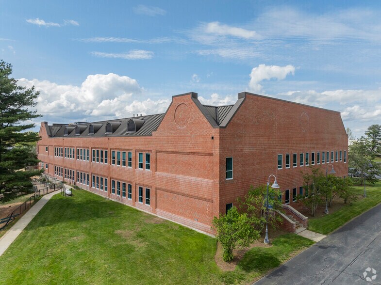 27 Jackson Rd, Devens, MA à louer - Photo du bâtiment - Image 2 de 6