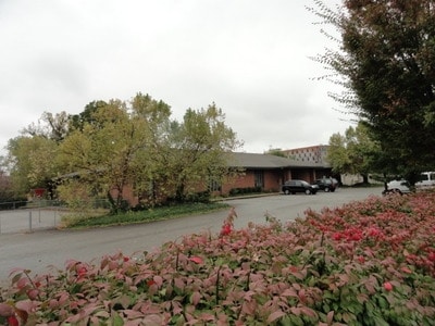 2406 W Broadway, Louisville, KY for sale - Primary Photo - Image 1 of 5