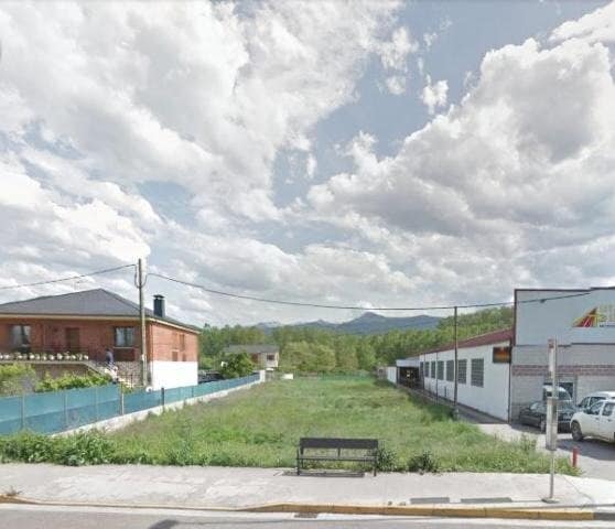 Land in Ponferrada, León for sale - Primary Photo - Image 1 of 4