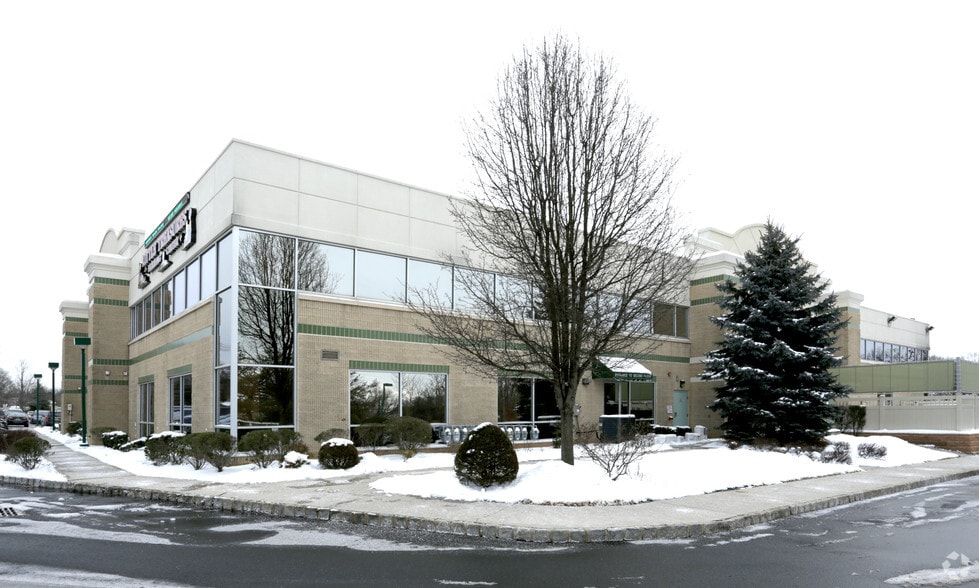 2177 Oak Tree Rd, Edison, NJ for lease - Building Photo - Image 3 of 3