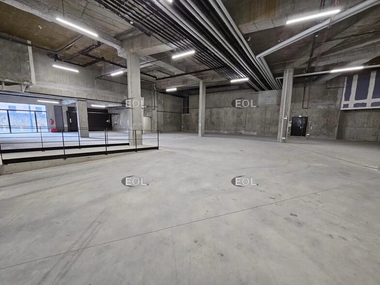 Industrial in Ivry-sur-Seine for lease - Building Photo - Image 3 of 14