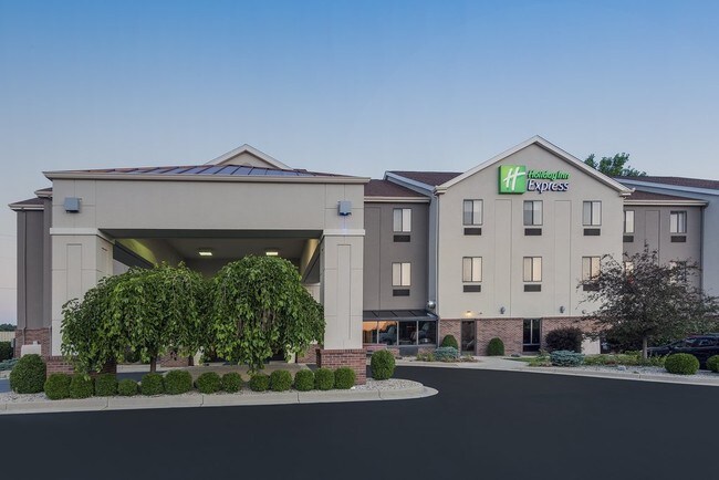 More details for 95 N Parkview Dr, Brookville, OH - Hospitality for Sale