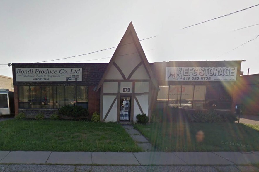 879 Islington Ave, Toronto, ON à louer - Photo du bâtiment - Image 3 de 3