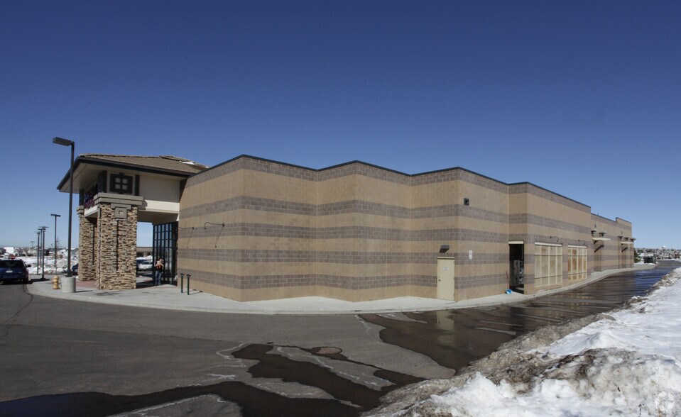 7450 S Gartrell Rd, Aurora, CO à louer - Photo du bâtiment - Image 3 de 6