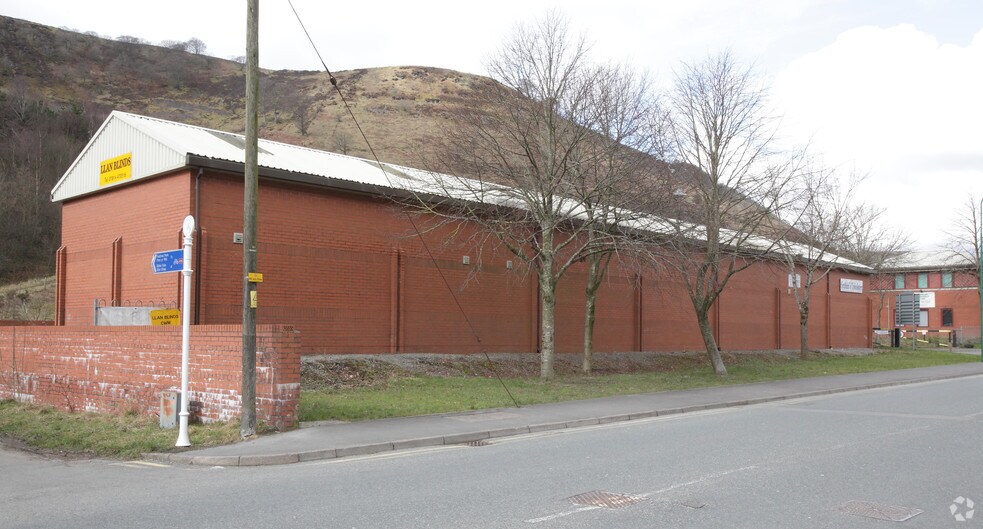 Marine St, Cwm à louer - Photo du bâtiment - Image 2 de 4