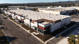 Plus de détails pour 3211 Mission Oaks Blvd, Camarillo, CA - Industriel/Logistique à louer