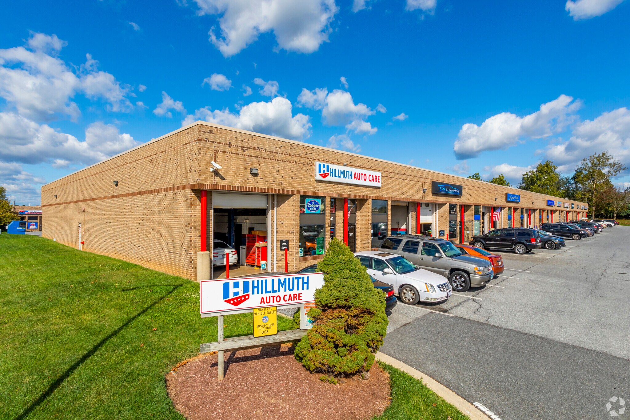 19300-19326 Woodfield Rd, Gaithersburg, MD à louer Photo principale- Image 1 de 4