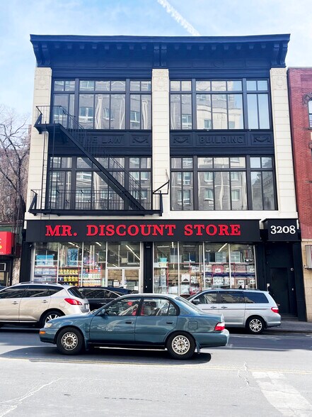 3208 3rd Ave, Bronx, NY à louer - Photo du bâtiment - Image 2 de 17