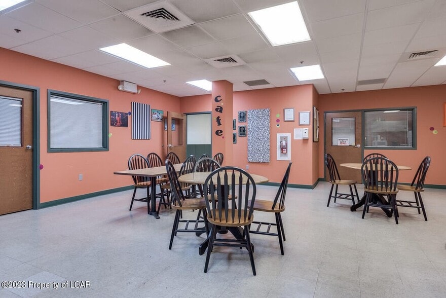75 N Washington St, Wilkes-Barre, PA for lease - Interior Photo - Image 3 of 26
