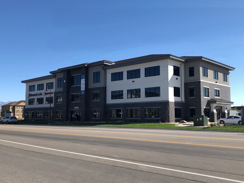 2135 W Main St, Lehi, UT à vendre - Photo du bâtiment - Image 3 de 67